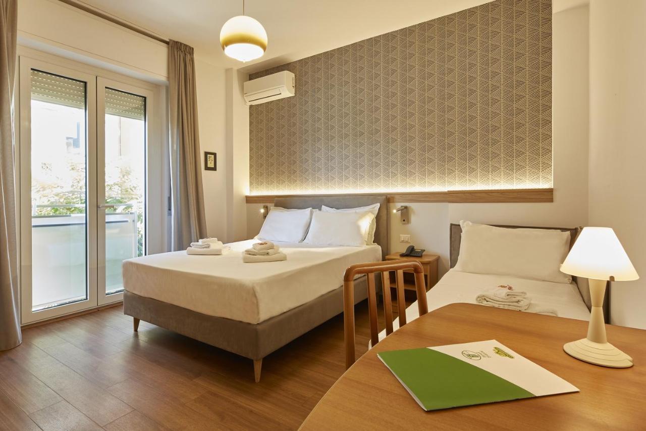 Hotel Tritone سينِغاليا المظهر الخارجي الصورة