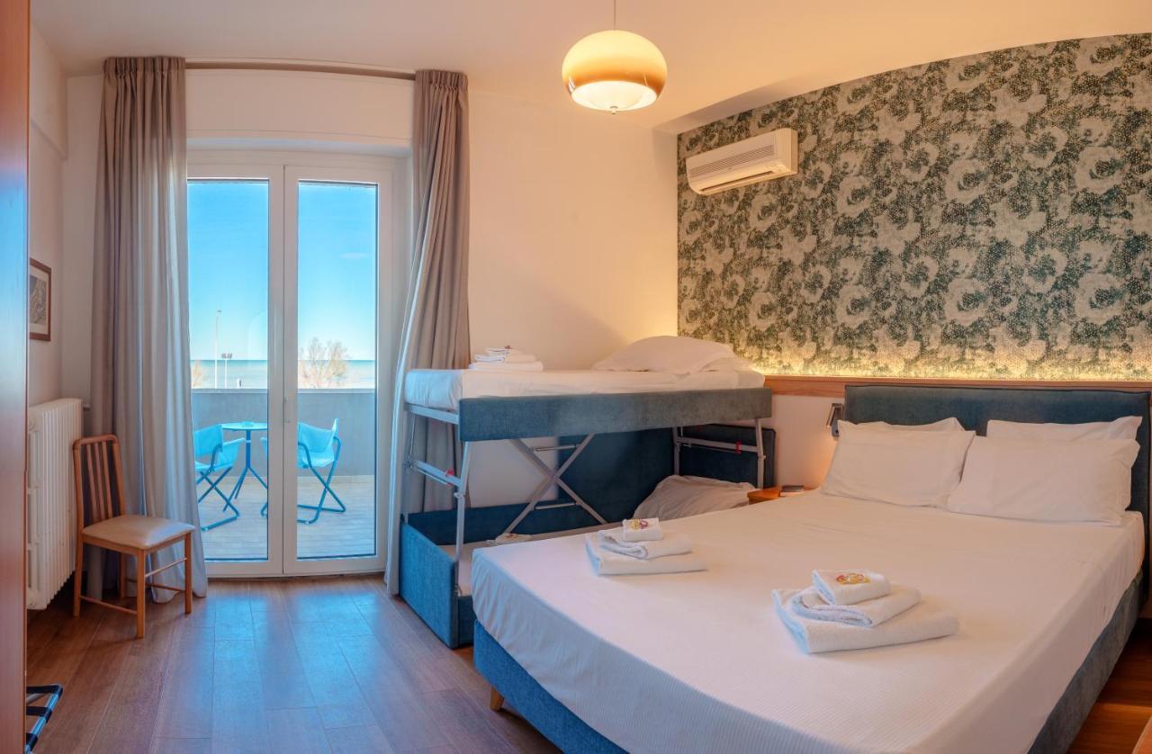 Hotel Tritone سينِغاليا المظهر الخارجي الصورة