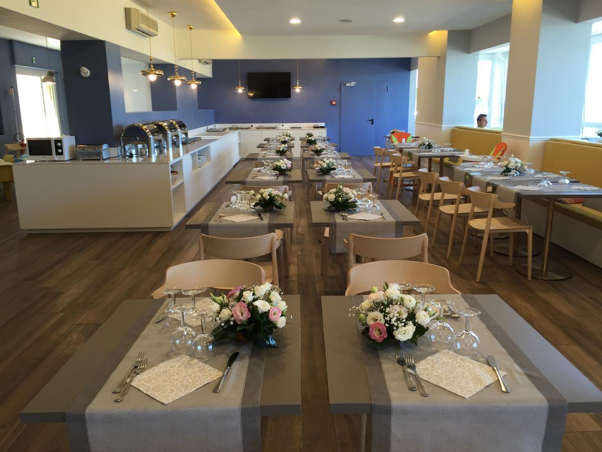 Hotel Tritone سينِغاليا المظهر الخارجي الصورة