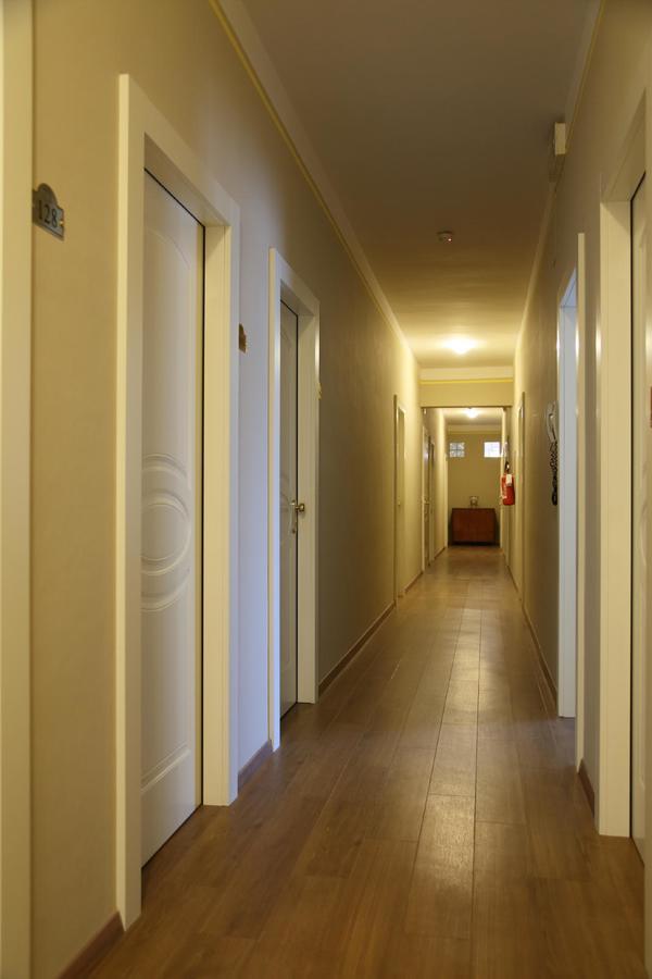 Hotel Tritone سينِغاليا المظهر الخارجي الصورة